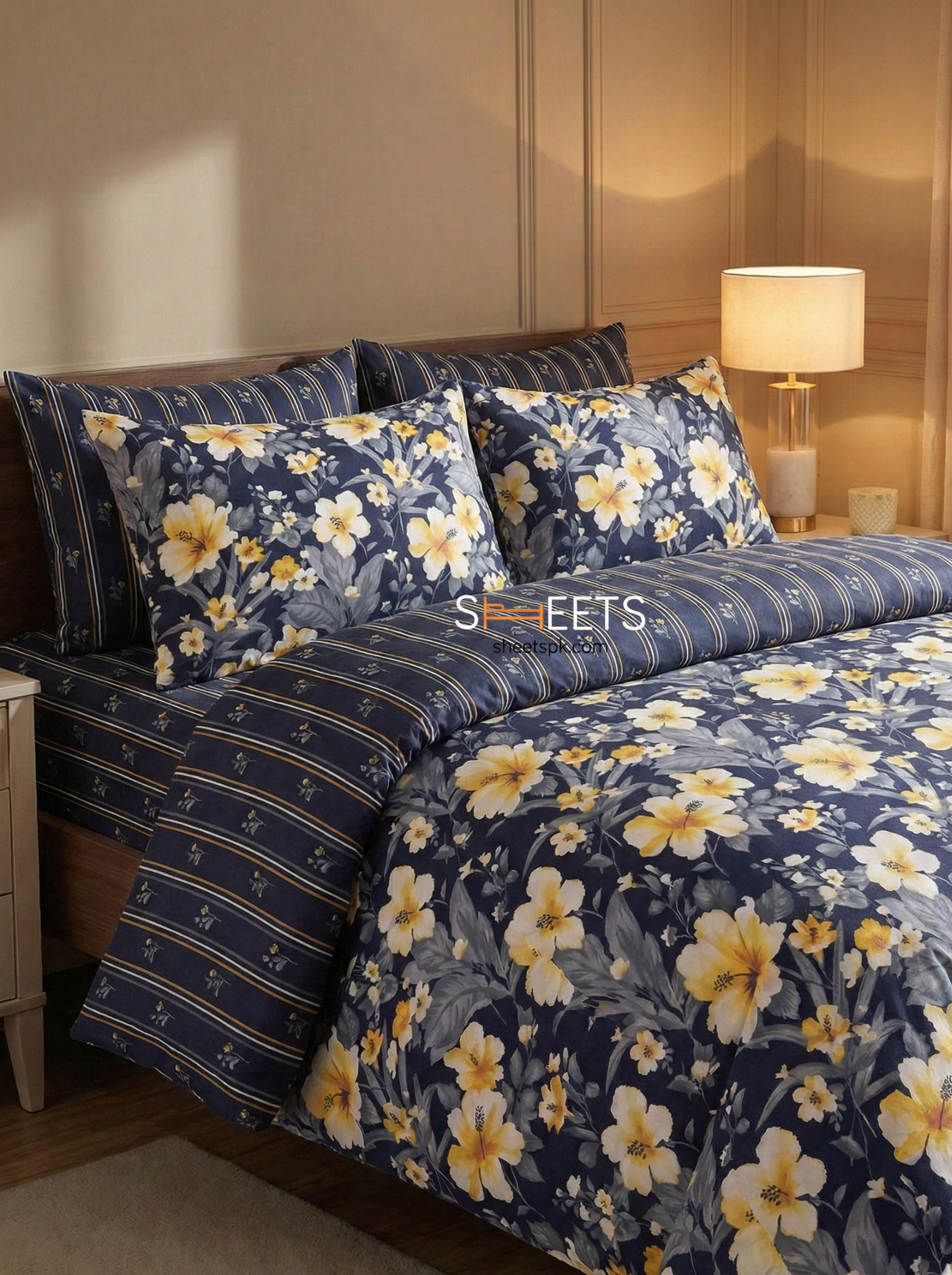 Midnight Bloom | Comforter Set